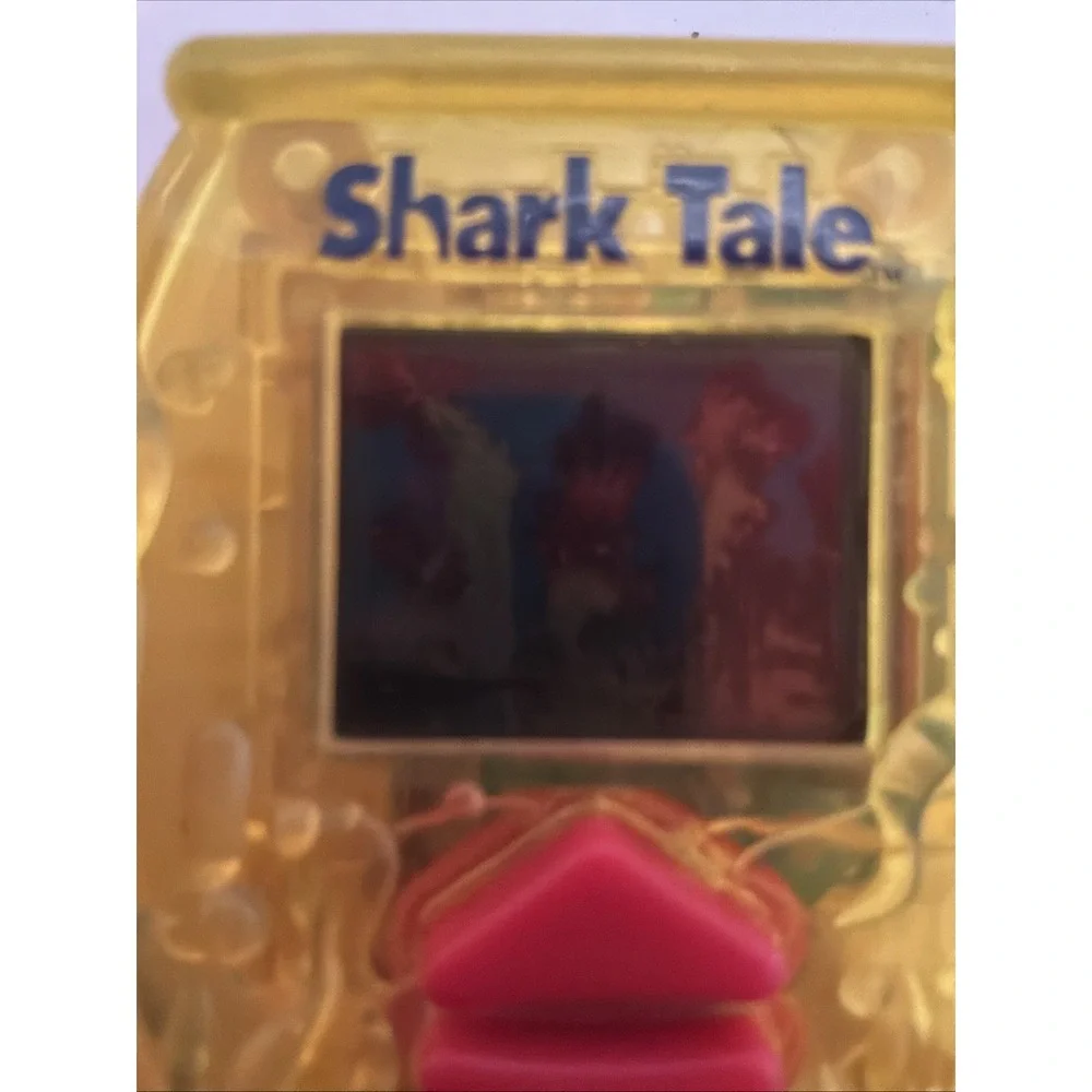 Shark Tale Yellow Handheld Electronic Game, General Mills Toy 2004 Works Test‎